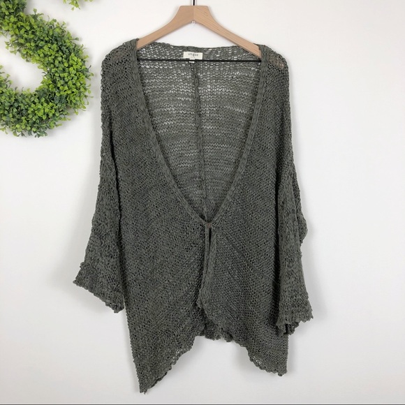 Umgee Tops - Umgee Ash Gray Open Weave Boho Snap Cardigan S/M